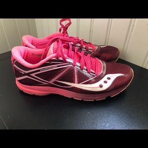 Saucony Type A Women’s Size 8